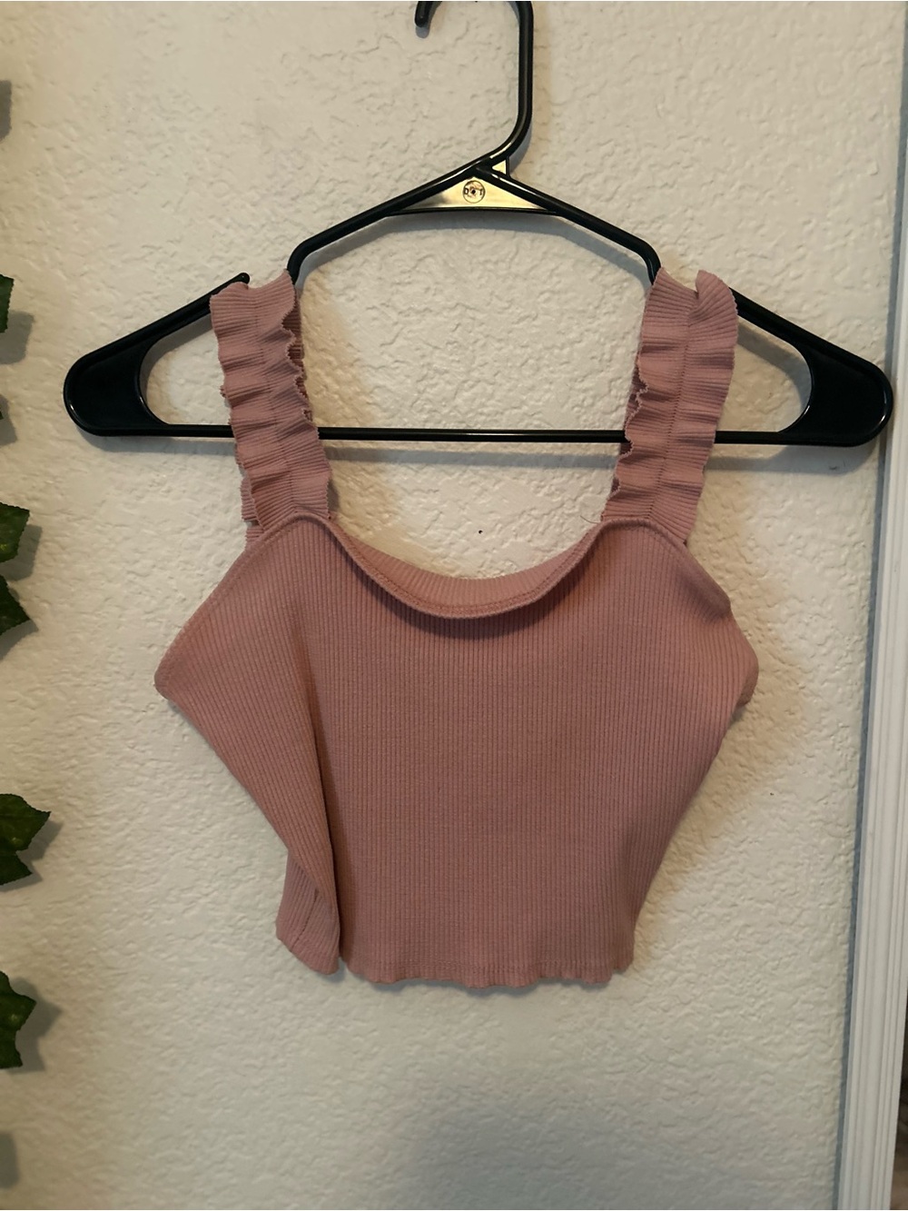 Ribbed Ruffle Strap Crop Top - Mauve Pink